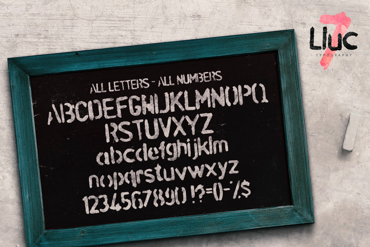 Lluc Script Typeface preview 4