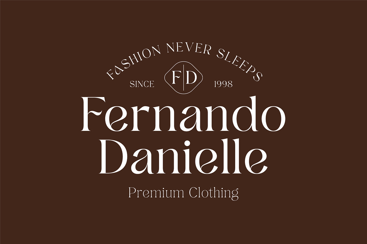 Darrell Rolando - Display Font, a Serif Font by Grezline Studio (Photo 3 of 13)