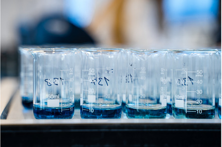 Laboratory for analysis of flasks, a Technology Photo by Zorgens