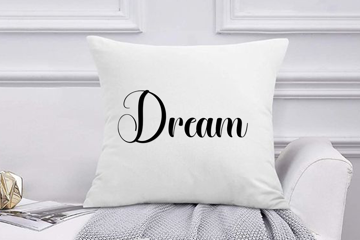 Beautiful Snowday, a Handwritten Font by InermediaSTUDIO (Photo 4 of 8)