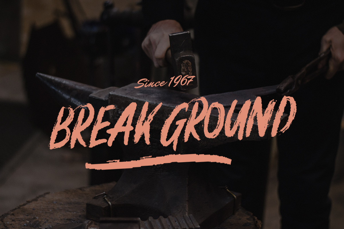Brushfix Font preview 5