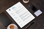 Clean Resume/CV, a Resume Template by SlideCo (Thumbnail 1 of 5)