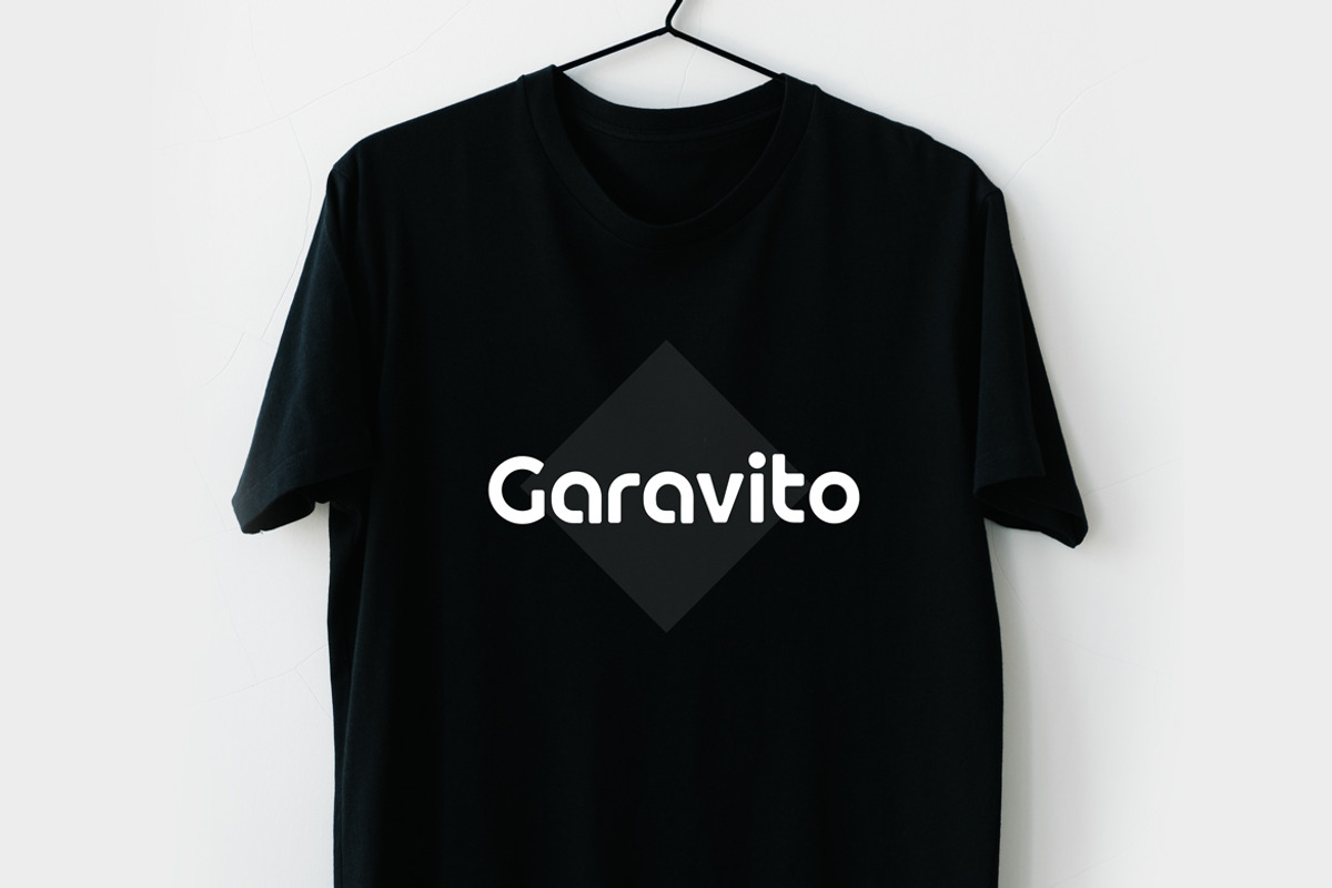 Garavito Display & WebFont preview 8