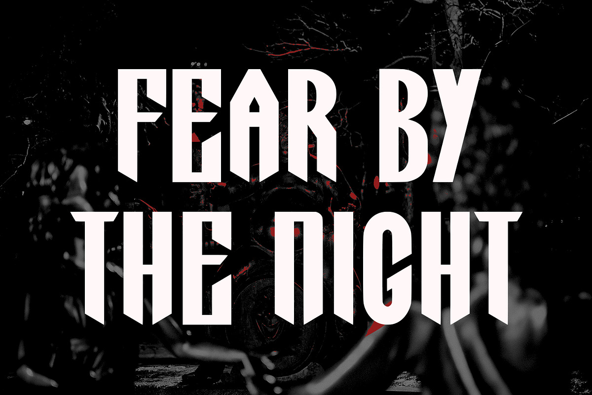 Tsagaru Modern Horror Blackletter, a Blackletter Font by Maulana Creative (Photo 3 of 7)