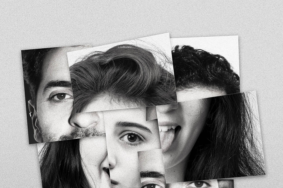 Abstract Fragmented Shapes Template, an Action Add-On by MRI STUDIO (Photo 17 of 21)
