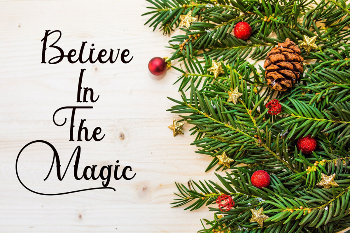 Chris Pine - A Christmas Typeface, a Script Font by Fontcastle (Photo 7 of 9)
