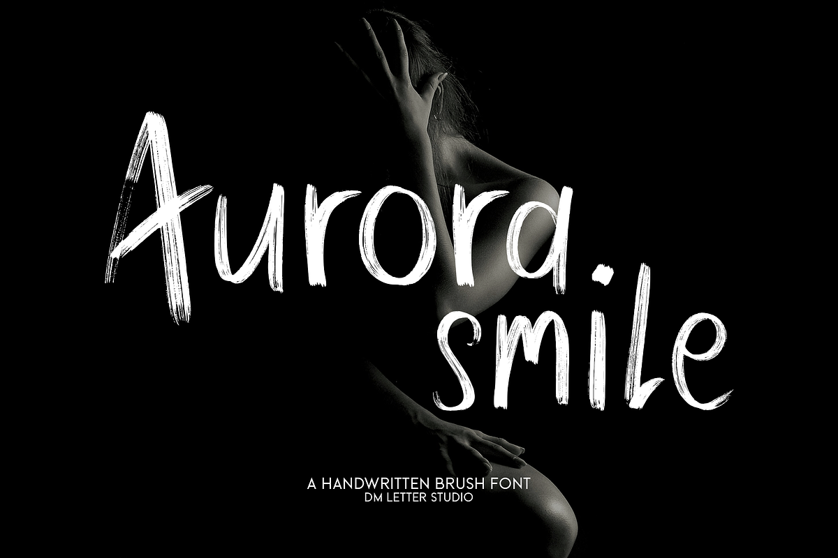 Aurora Smile, a Handwritten Font by Dm Studio (Photo 1 of 7)