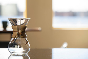 Empty Chemex - offset