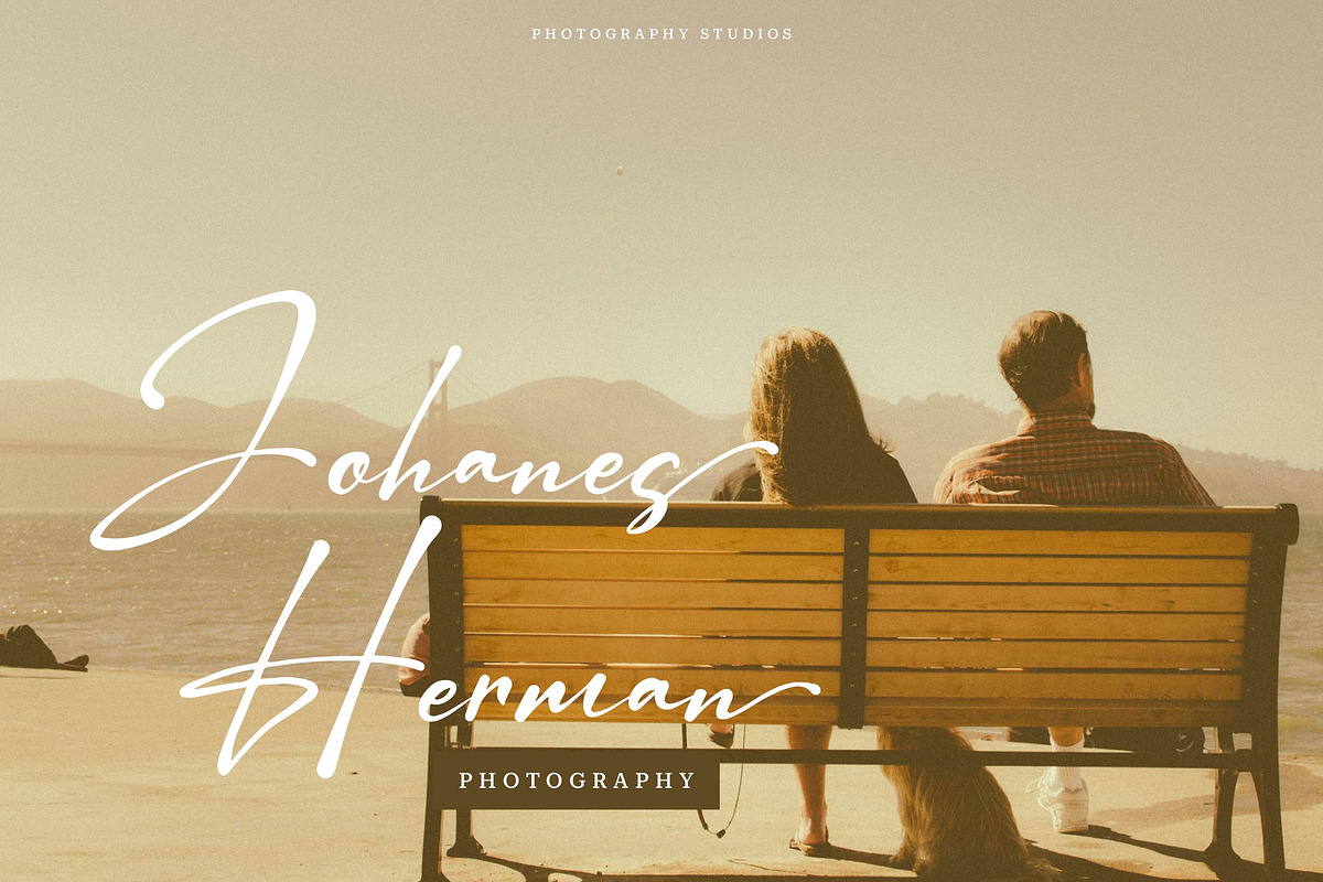 Barettiny Monteilo | Script Font, a Script Font by Denustudios (Photo 2 of 14)