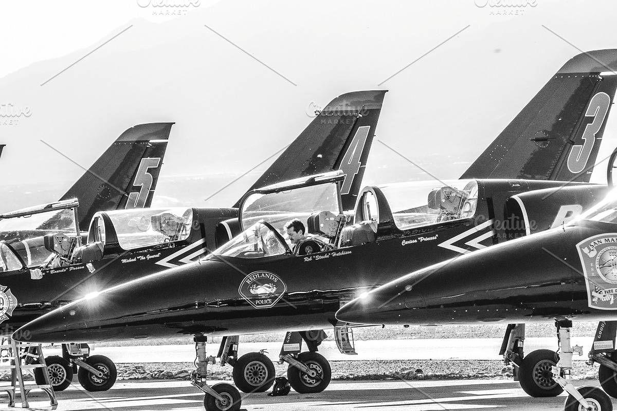 Air Jets Stock Bundle, a Transportation Photo by r.r.palacios (Photo 3 of 12)