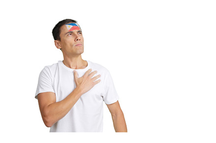Man listening to the Philippines, a Person Photo by Iván Moreno STOCK PHOTO