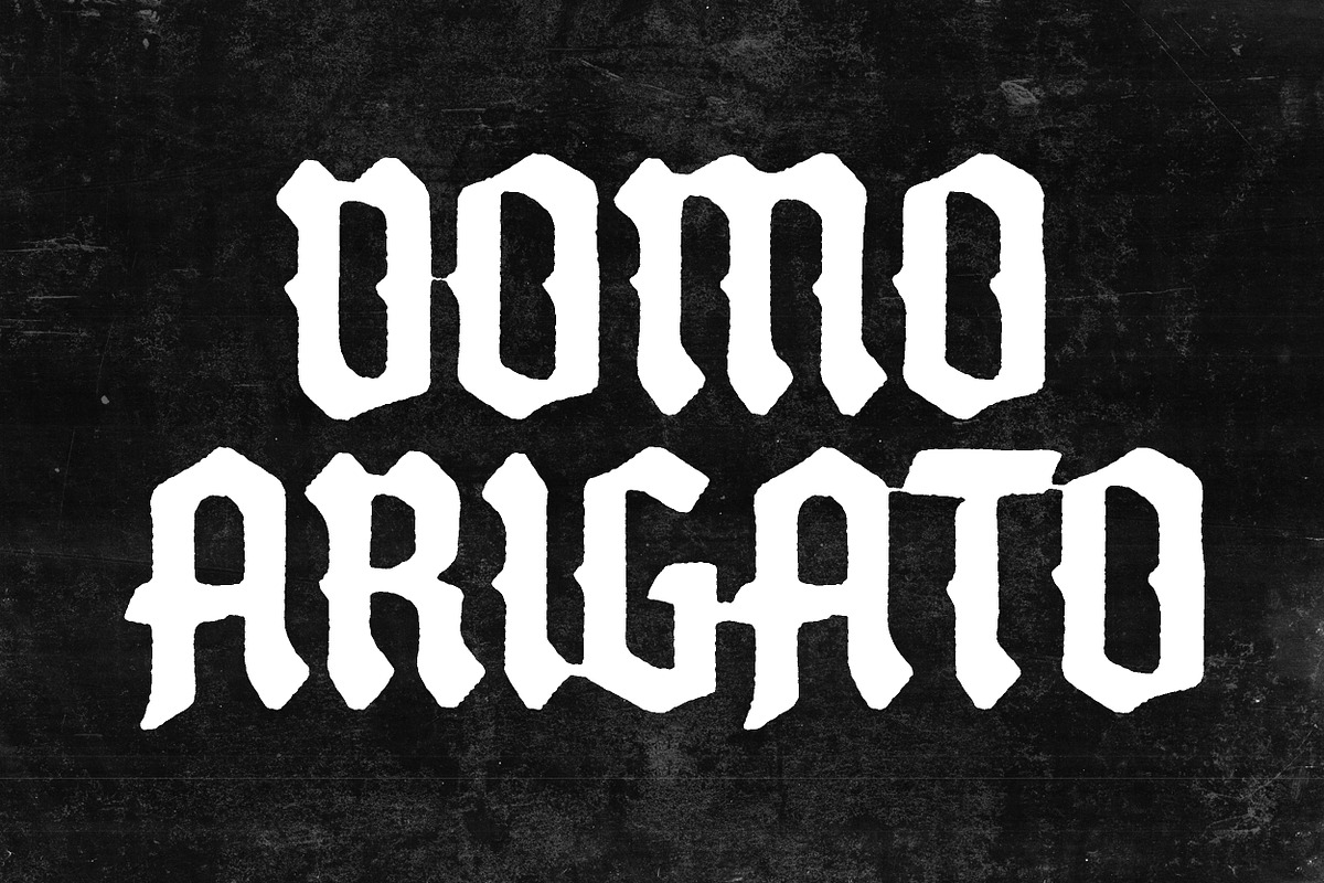 Chariot - Organic Blackletter, a Blackletter Font by Letterhend Studio (Photo 10 of 10)