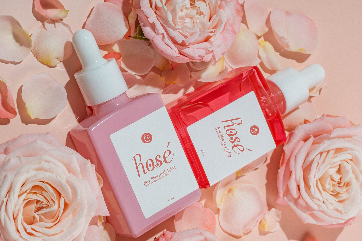 Enfiyali Alovelly Love Modern Script, a Script Font by Denustudios (Photo 7 of 13)