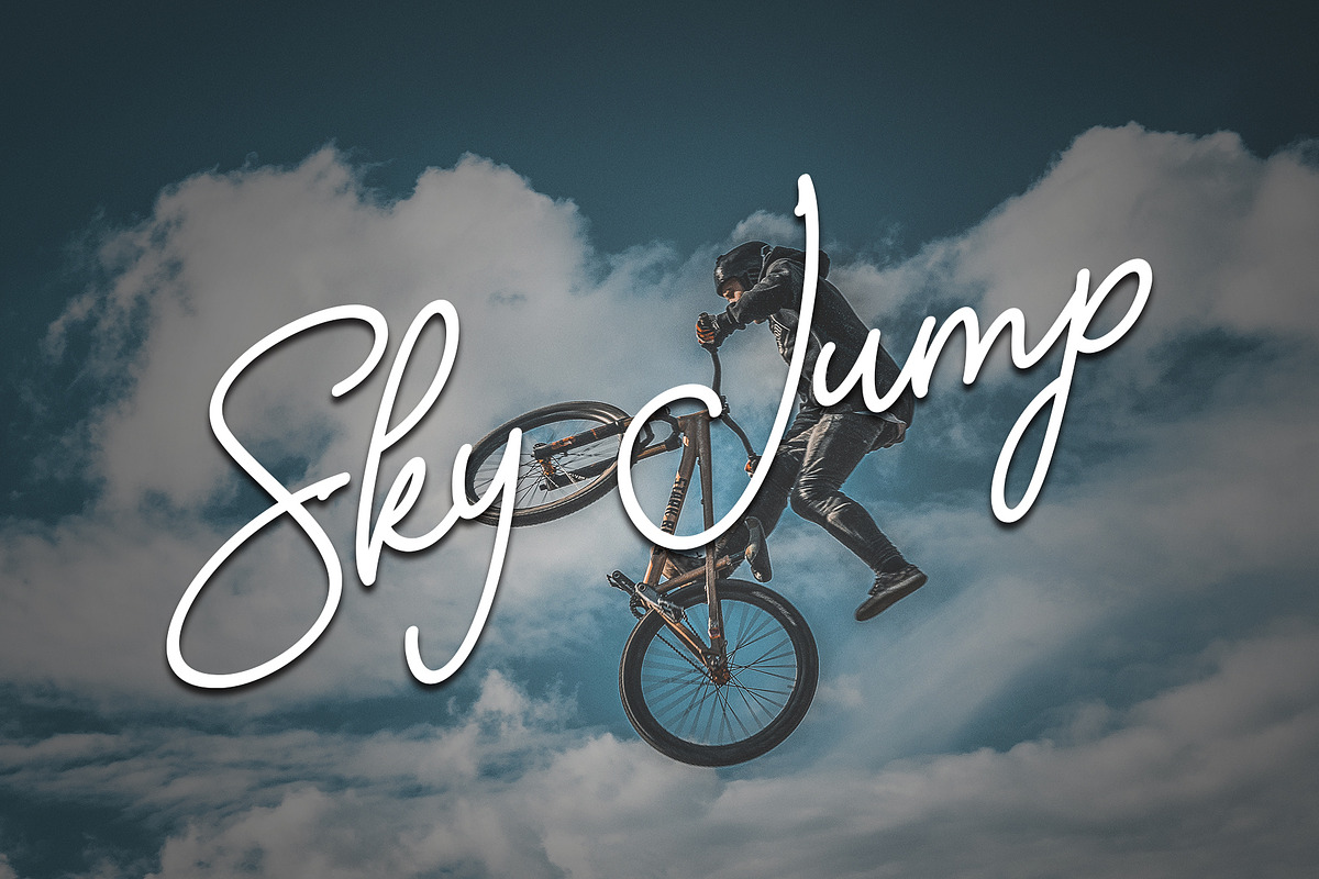 Satherday - Handwritten Font, a Handwritten Font by alifryanzulfikar (Photo 2 of 7)