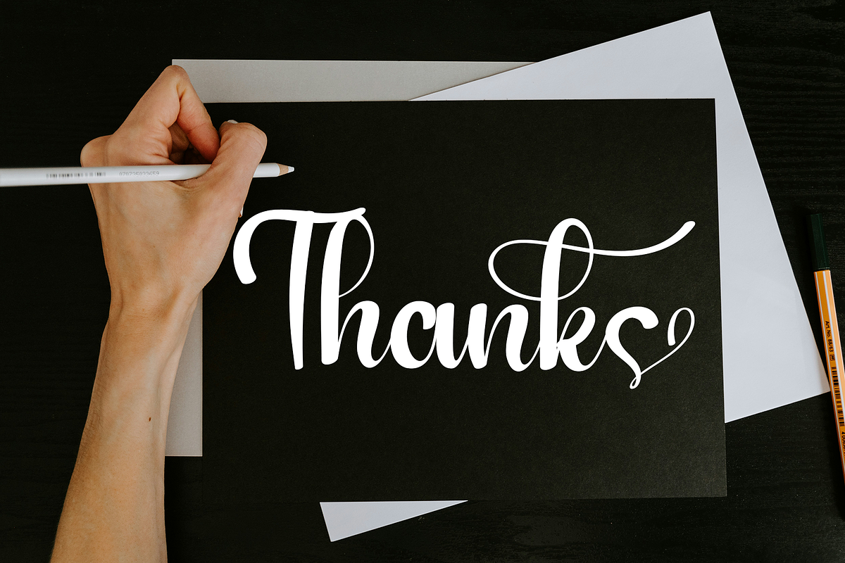 Ladies, a Handwritten Font by InermediaSTUDIO (Photo 8 of 8)
