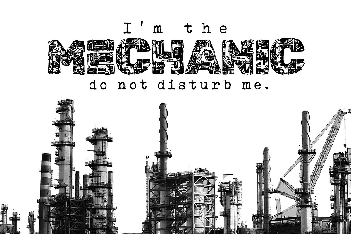 Pipes, a Font by Macaroni Mayhem (Photo 2 of 4)