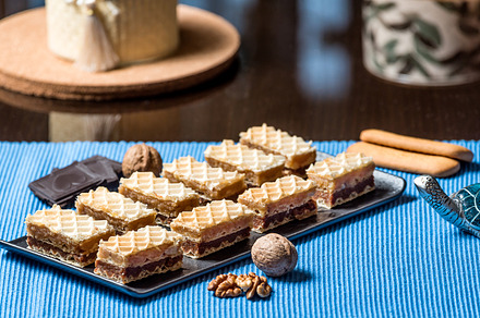 Caramel and chocolate waffer dessert, a Background Photo by wr7 Media