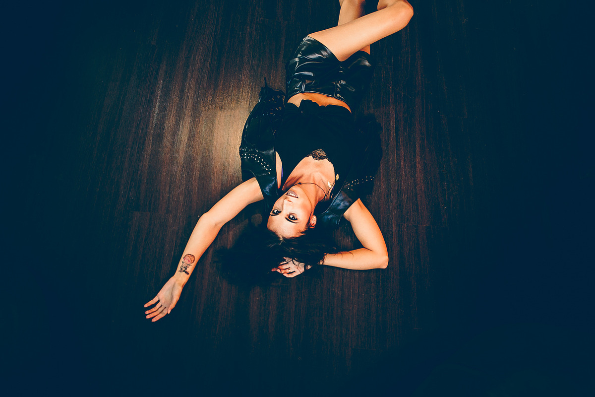Presets for stylish Portraits, an Action Add-On by Graphics, Presets, Photos (Photo 10 of 26)