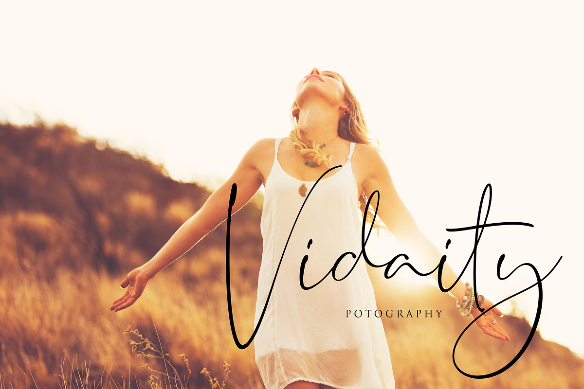 Restacts - Handwritten Script Font preview 5
