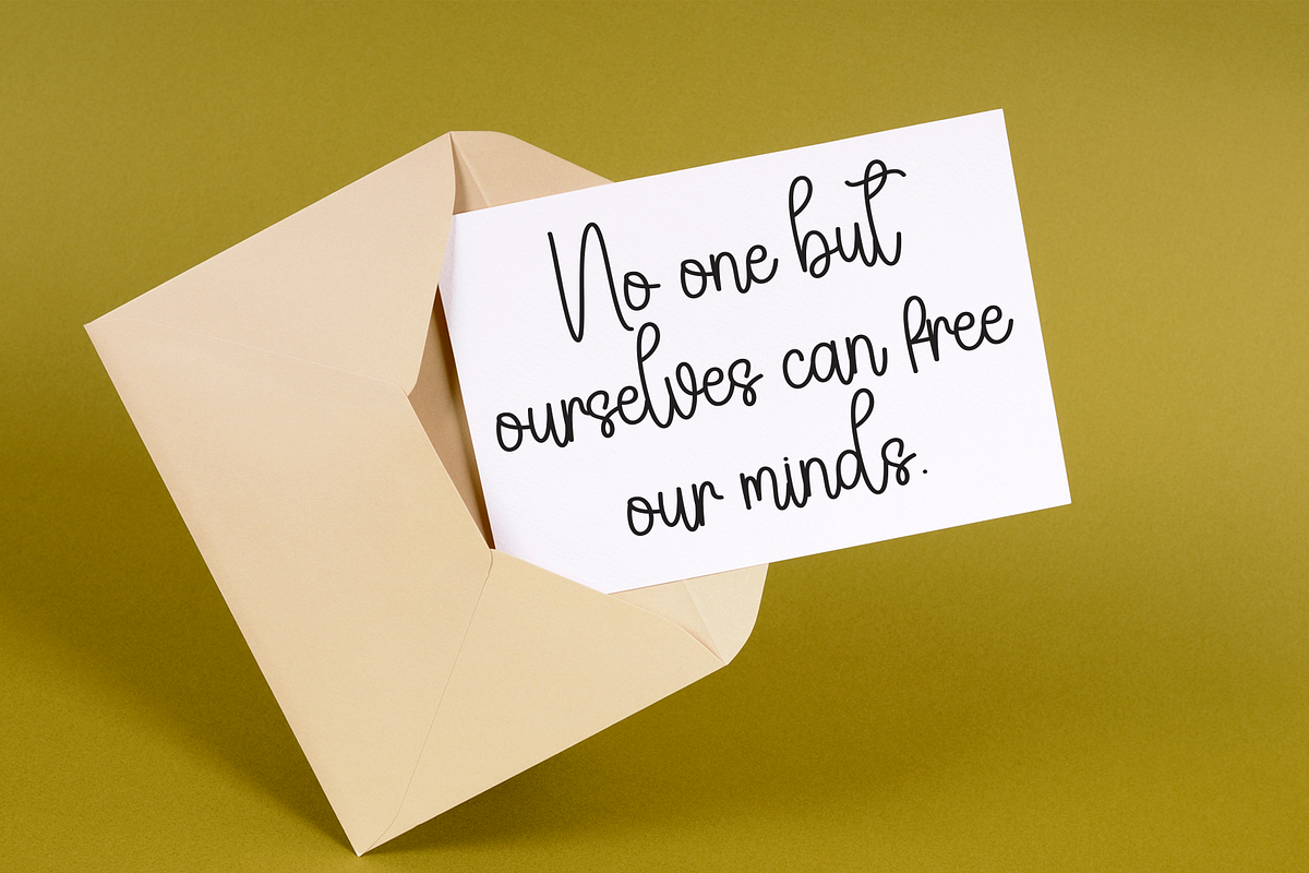 Mama | Script Font, a Handwritten Font by Scratchones (Photo 4 of 9)