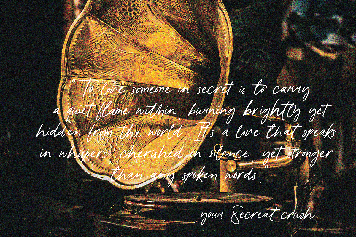 Mollina Blossom Handwritten, a Handwritten Font by Pinakiaa Studios (Photo 3 of 11)