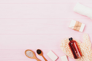 Bath cosmetics, ingredients and acce