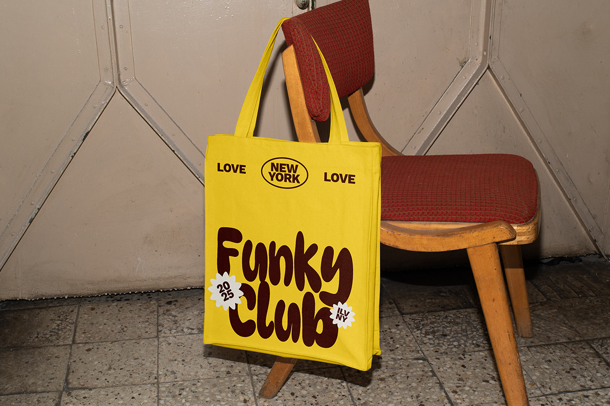 Milky Brown – Playful Display Font, a Handwritten Font by Unicode Studio (Photo 3 of 11)