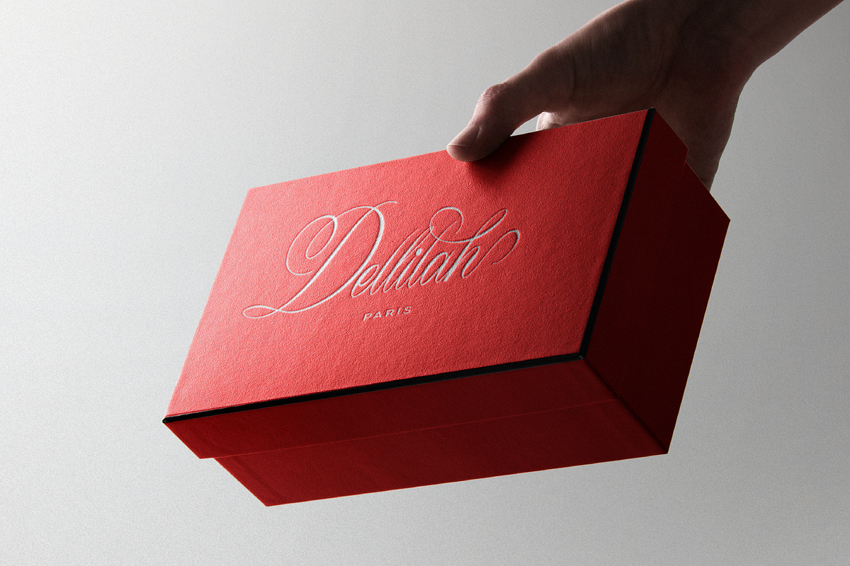 Lim Siendra | Classic Calligraphy, a Script Font by gracetype_studio (Photo 8 of 12)