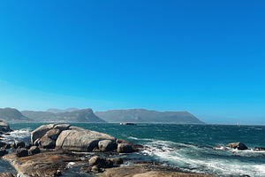 View on an ocean and rocks, a Nature Photo by Artem Varnitsin