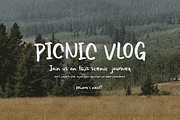 Serella van Houten | Hand Drawn Font, a Handwritten Font by Denustudios (Thumbnail 2 of 15)