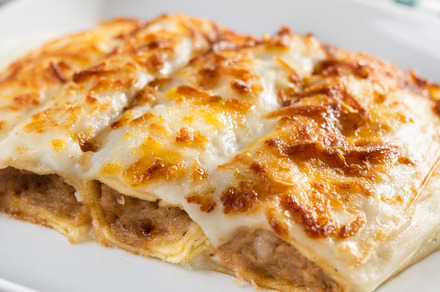 Baked Cannelloni with Cheese and Béc