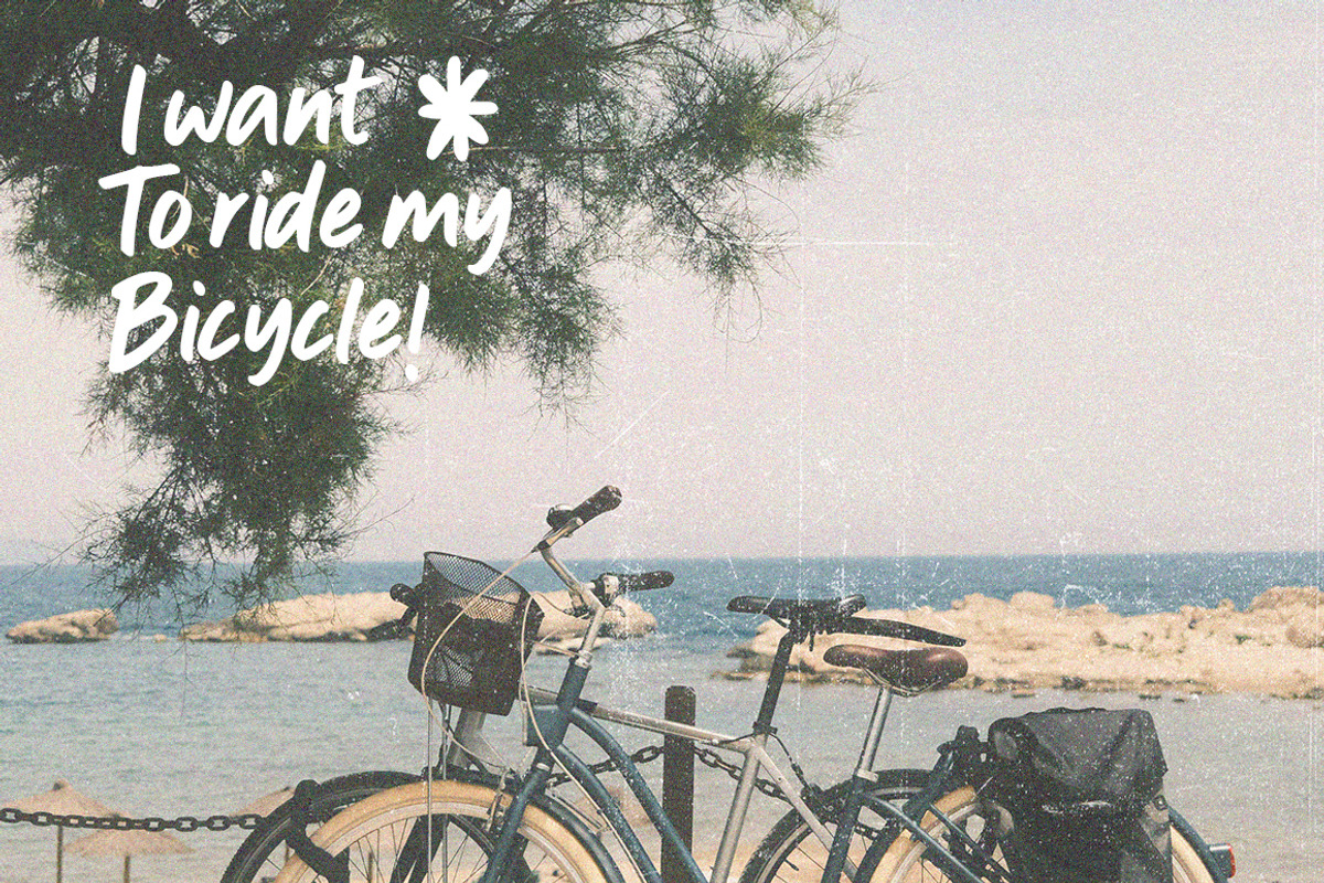 Fragrant Chic & Fresh, a Handwritten Font by Metasena Typefoundry (Photo 8 of 8)