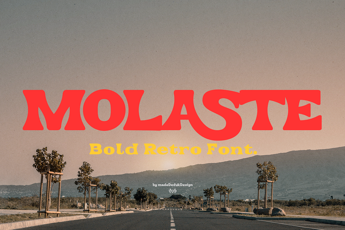 Molaste Retro Font, a Font by madeDeduk (Photo 1 of 10)