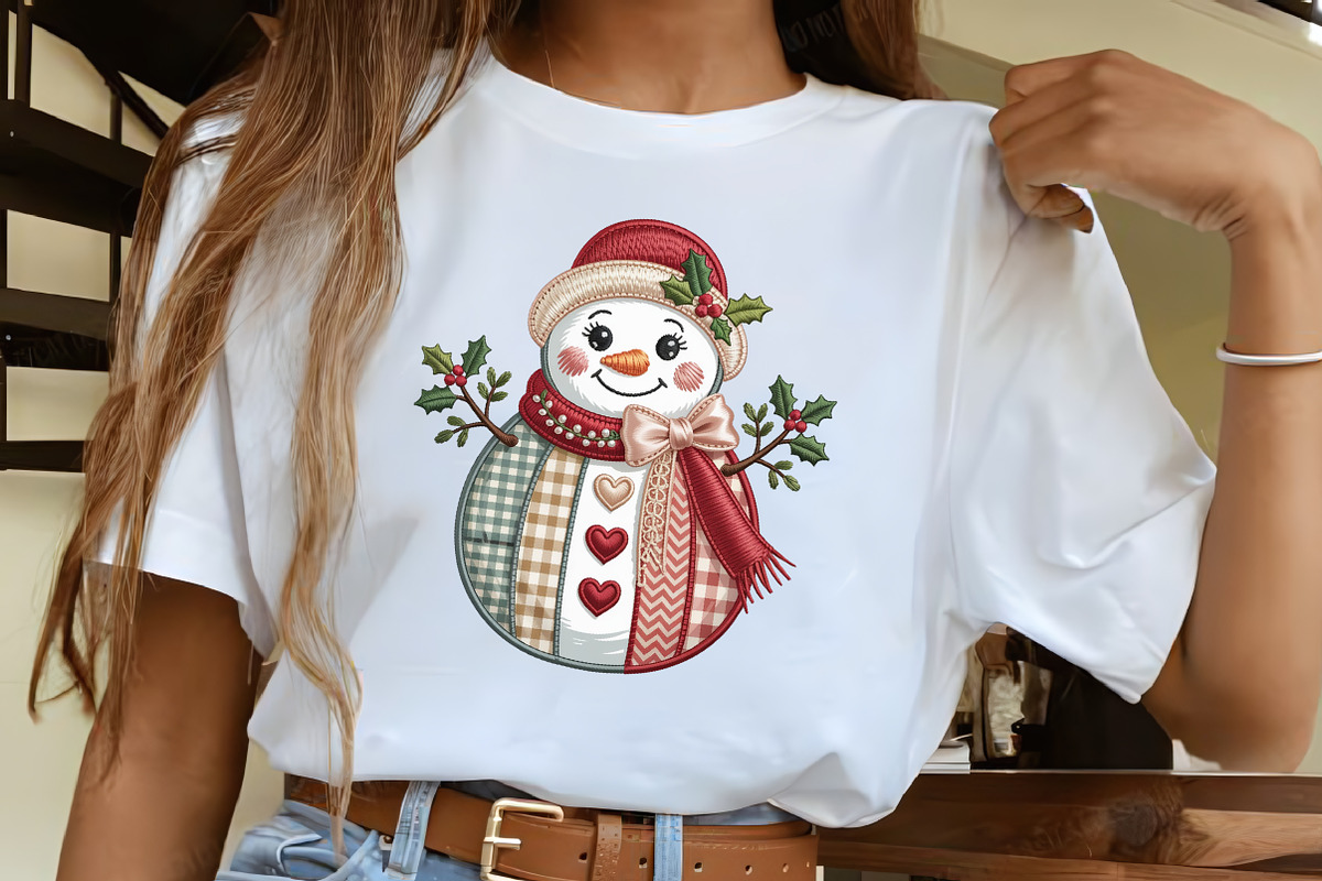 Quilted Christmas Snowman, an Illustration by CrexoraLab (Photo 2 of 4)
