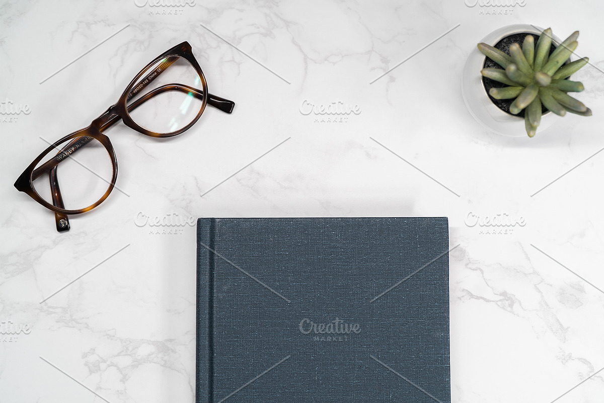 Minimalist Bundle, a Background Photo by GetMockups (Photo 7 of 11)
