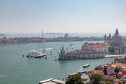 Panoramic view of Venice city, an Architecture Photo by TravelFlow