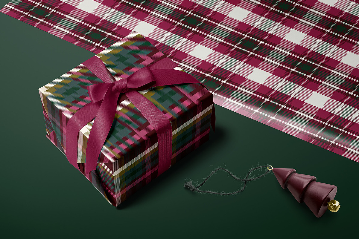 Christmas Plaid Vector Patterns, a Pattern Graphic by Bloomart Studio (Photo 5 of 6)