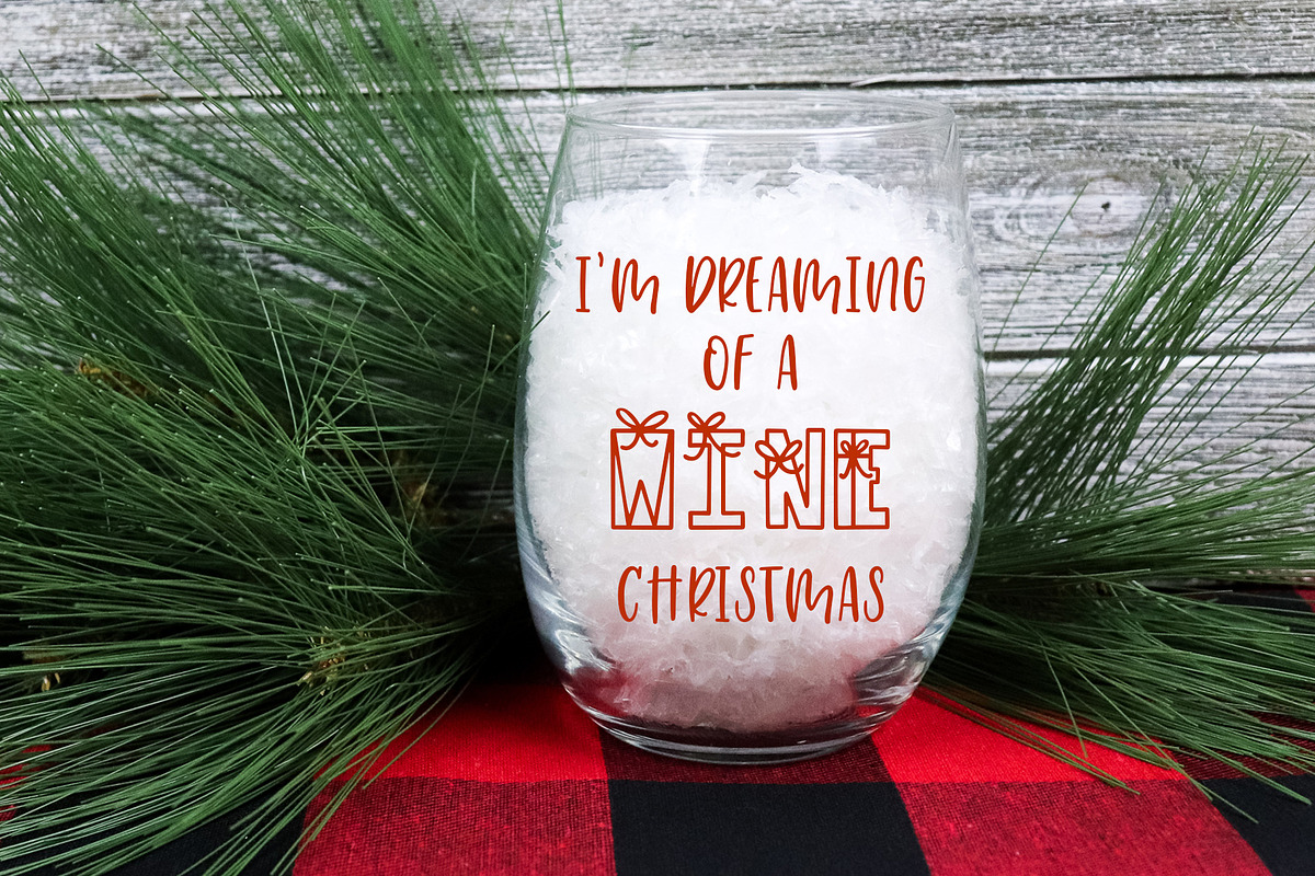 Under The Tree, Christmas Font preview 3