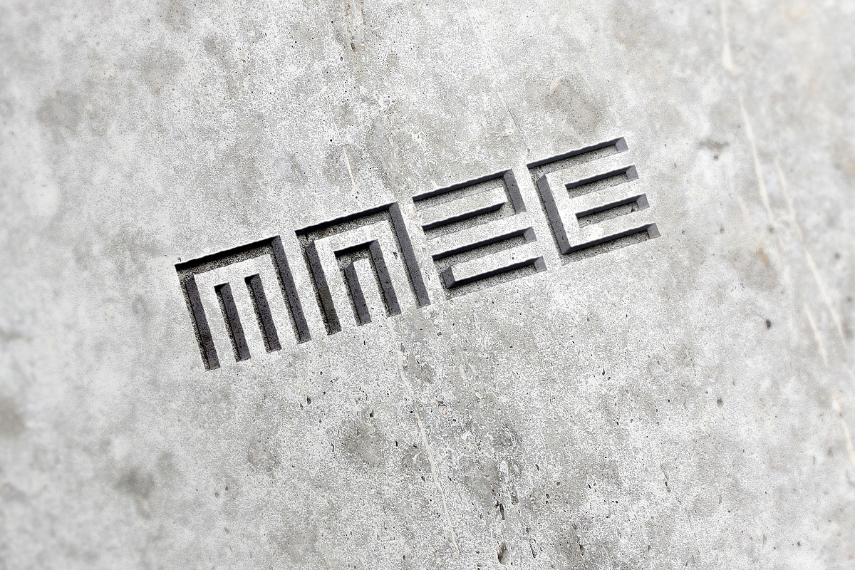 Simple Maze Font, a Symbol Font by artyway (Photo 4 of 6)