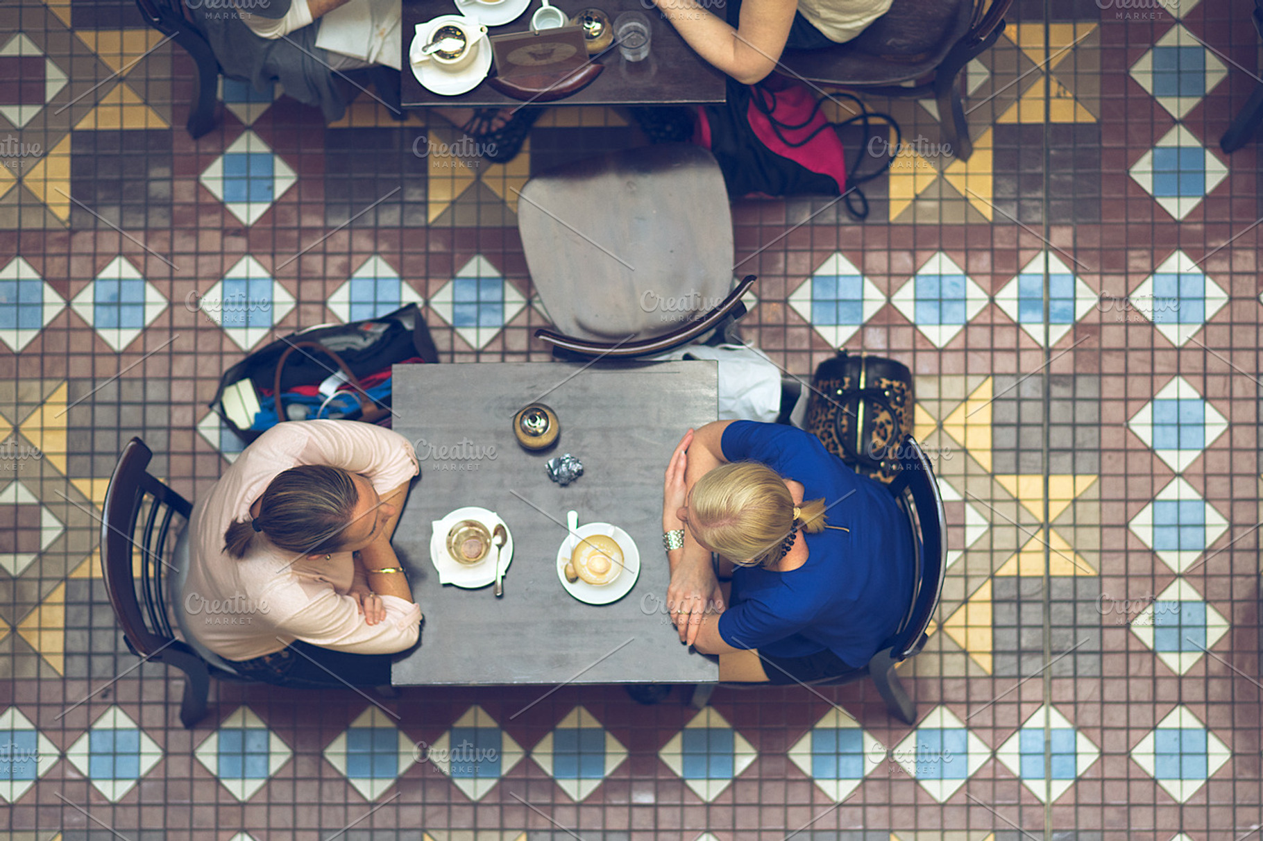 People having coffee