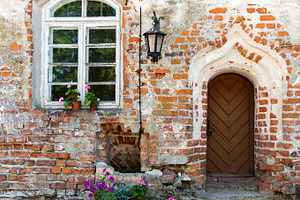 Weathered entrance, an Architecture Photo by BOOCYS