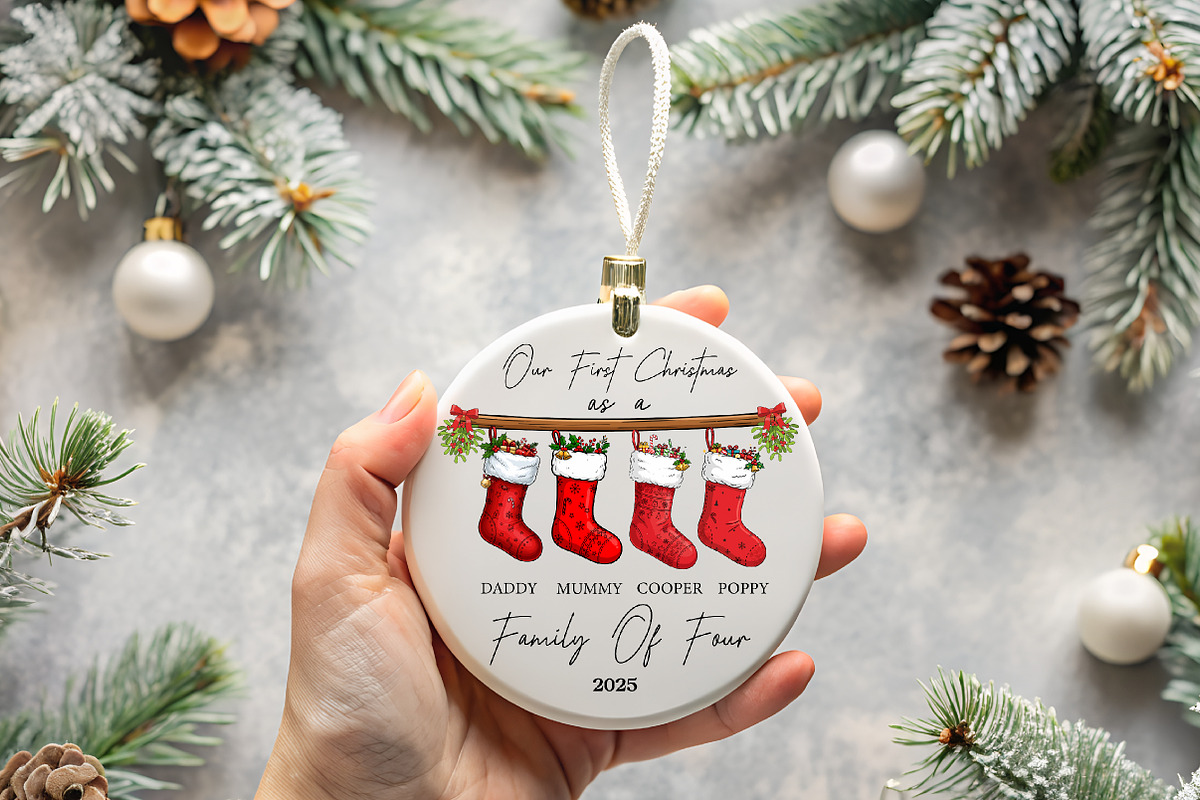 Our First Christmas as a Family of f, an Illustration by CrexoraLab (Photo 2 of 4)