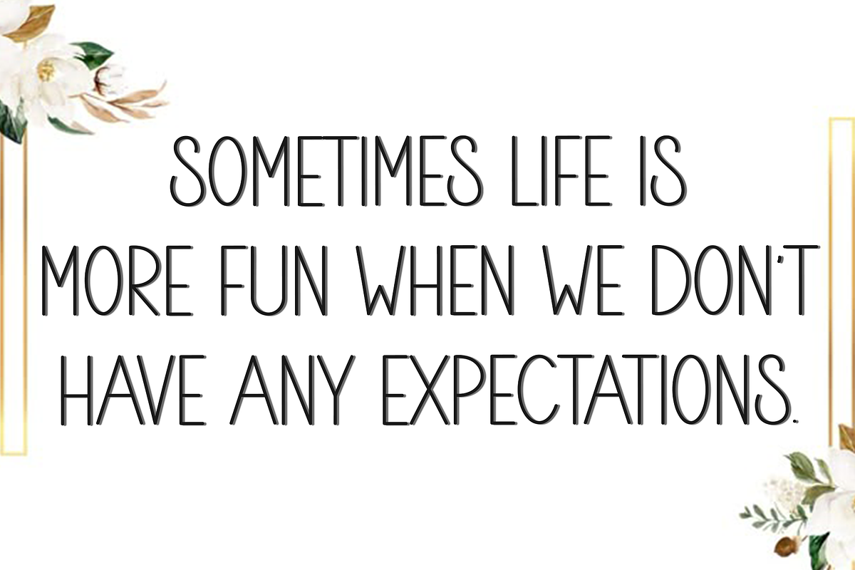 Line Extension, a Sans Serif Font by InermediaSTUDIO (Photo 3 of 8)
