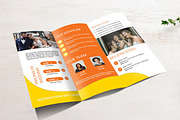 Wedding Plans Brochure, a Brochure Template by yanindesign (Thumbnail 3 of 3)
