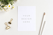 The Daisy Bundle - 11 Mockups +photo, a Product Mockup by Salt Color Studio (Thumbnail 12 of 13)