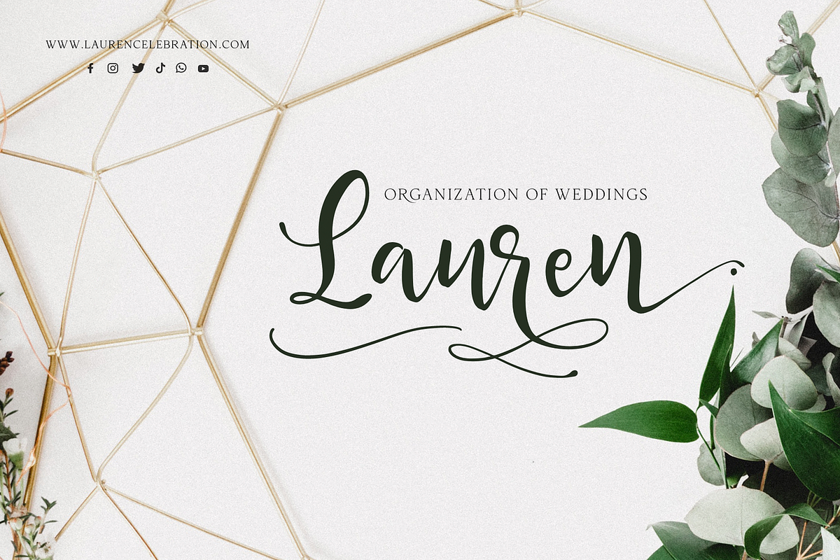 Sugar Cake, a Script Font by Larin Type Co. (Photo 3 of 15)