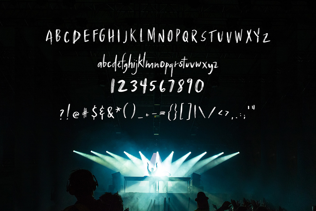 Late Night - Textured Brush Font preview 4