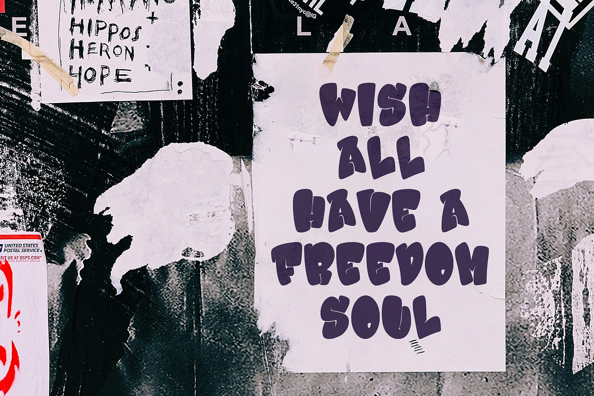 Alorezt Cool Graffiti Display Font, a Handwritten Font by Maulana Creative (Photo 7 of 7)