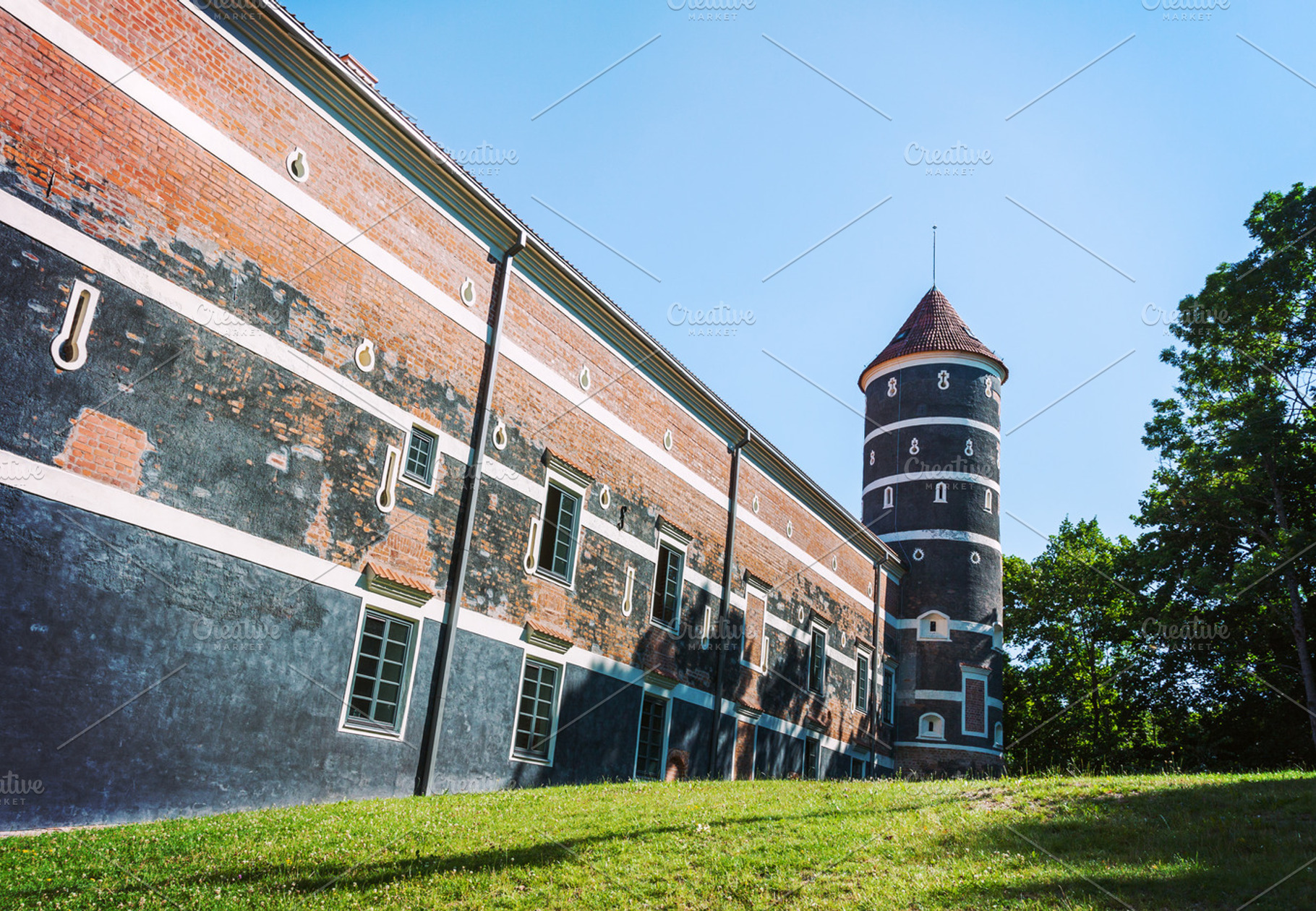Medieval brick castle in Lithuania, an Architecture Photo by BOOCYS