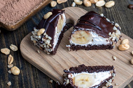 chocolate-drenched banana cake with cheese cream, a Photo by MyPhotos